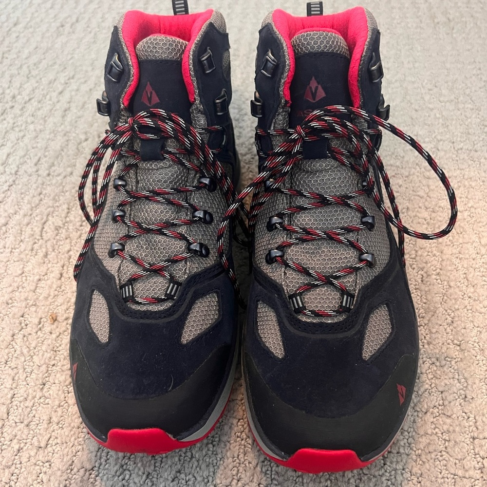 Vasque hiking boots